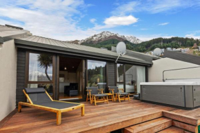 Kiwi Nest- Luxury Home - Hot Tub